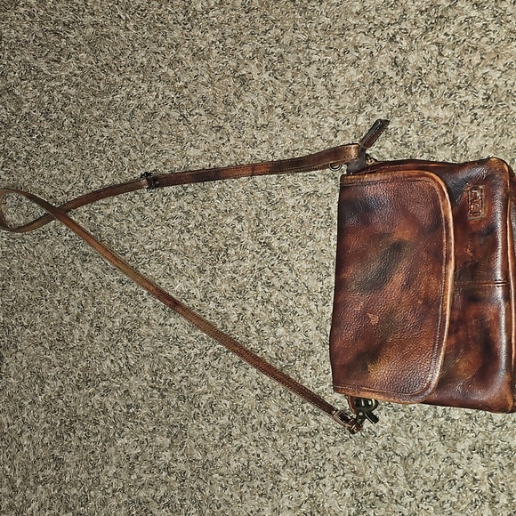 BED|STU Handbags - Bed|Stu gorgeous Cross Body Bag!! Beautiful Brown/Red!